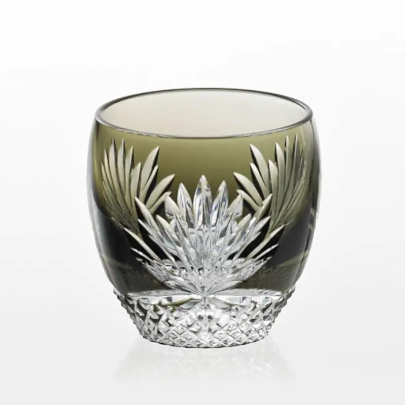 Sake Cup – Night-Blooming Cereus Motif, Kagami Edo Kiriko 1
