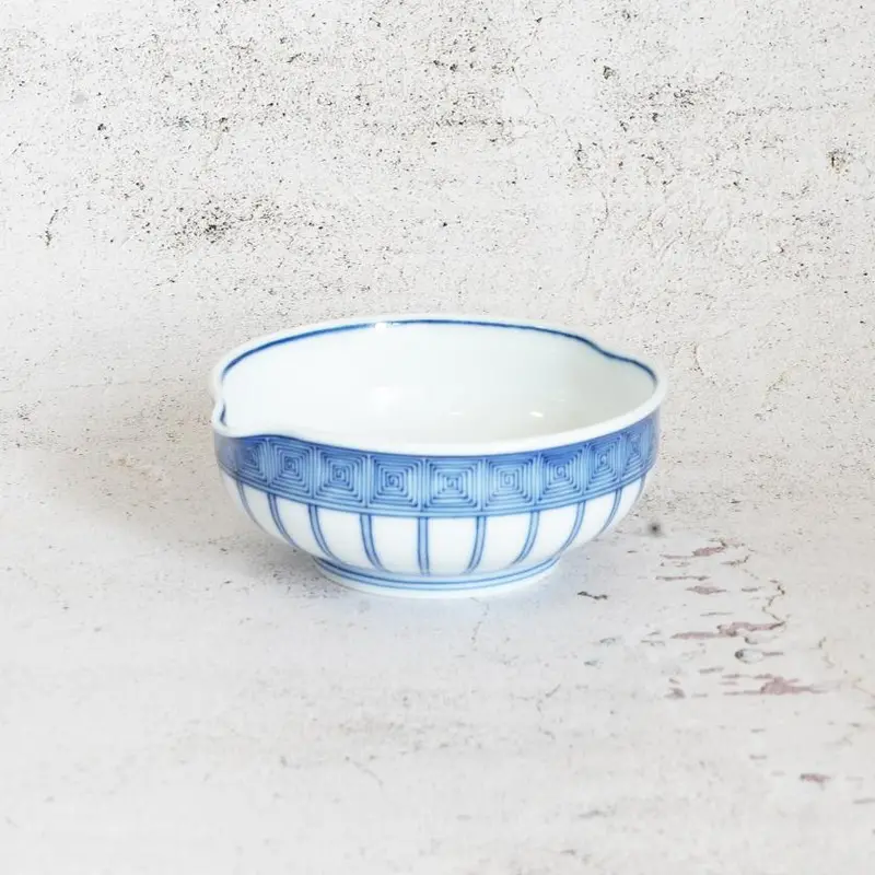 Samashi-Style Tea Pot With Hirado-Jusso Motif | Mikawachi Porcelain | Hiradoshouzan 1