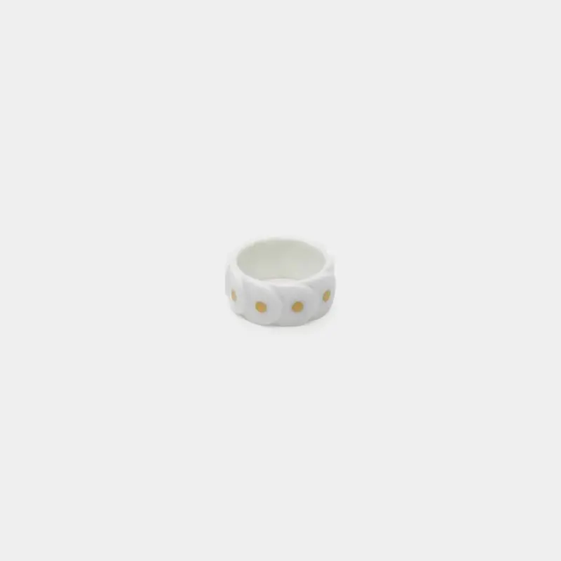 Saskia Diez Drake Ring No. 2 With White-And-Gold Dot Embellishment – Luxe Imari-Arita Styled Band 1