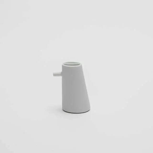 Shigeki Fujishiro White Soy Sauce Dispenser | Imari-Arita Porcelain Sauce Pourer | 2016 1