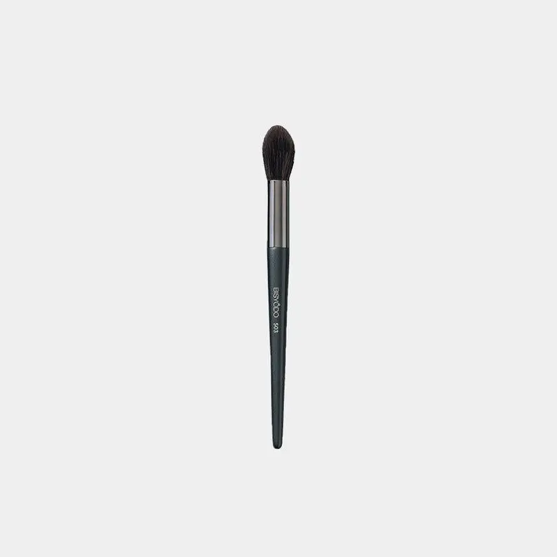 Shiori Highlight Brush – Soft, Luminous Finish Brush By Uyoda Bisyodo 1