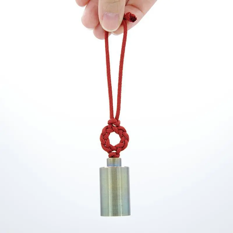 Small-Sized Chibi Buddhist Bell In Red With Aioi Knot Detail – Linne & Orin Line 1