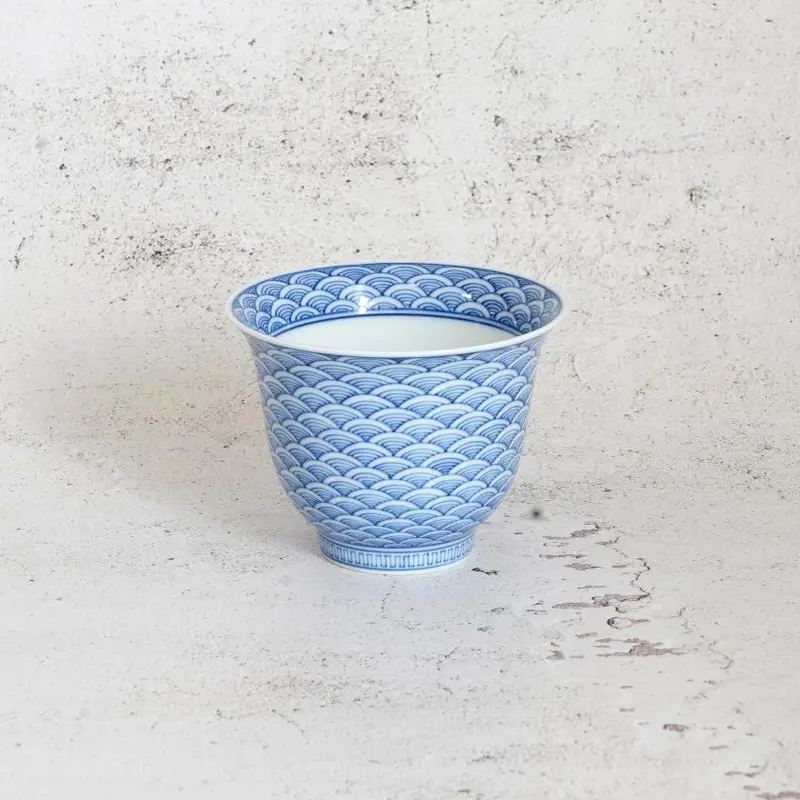 Sori-Shape Sencha Cup In Hirado-Seigaiha Wave Design | Mikawachi Ware | Hiradoshouzan 1