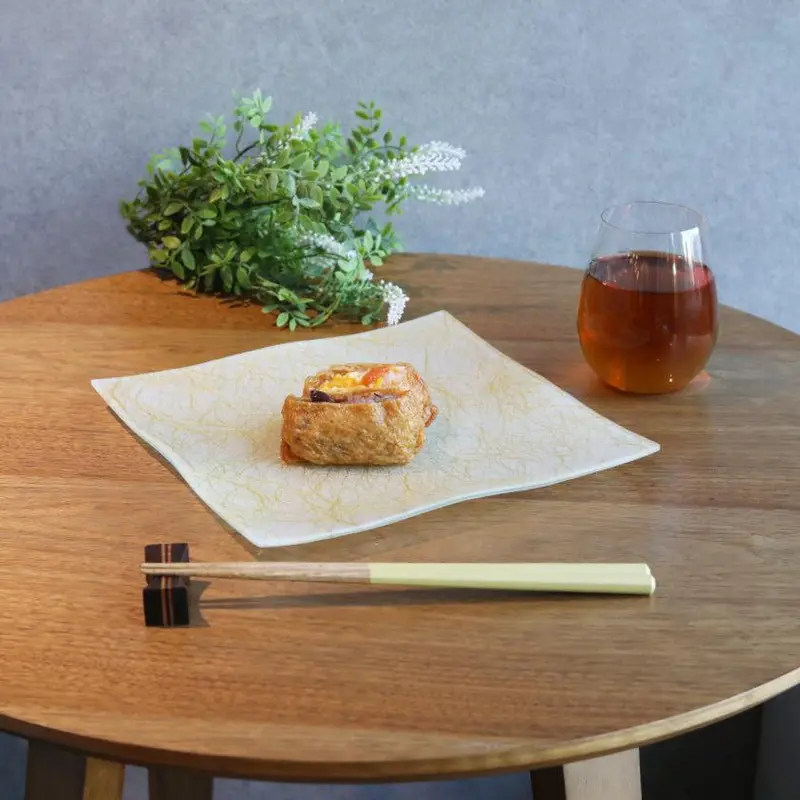 Square 100 Mm Gold Accent Plate – Nishijin Textile Tableware By Emura Shoten 1