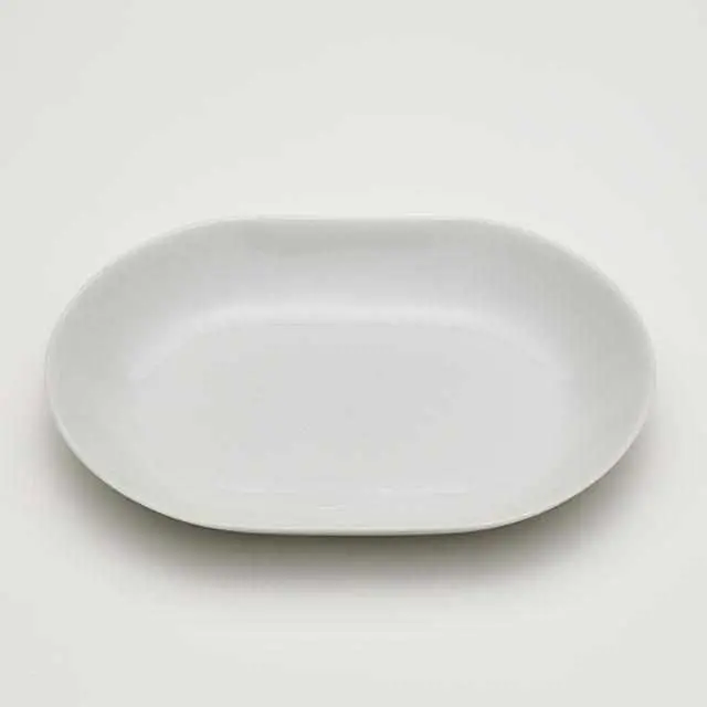 Stefan Diez Large Oval Bowl 250Mm | White Imari-Arita Tableware, 2016 1