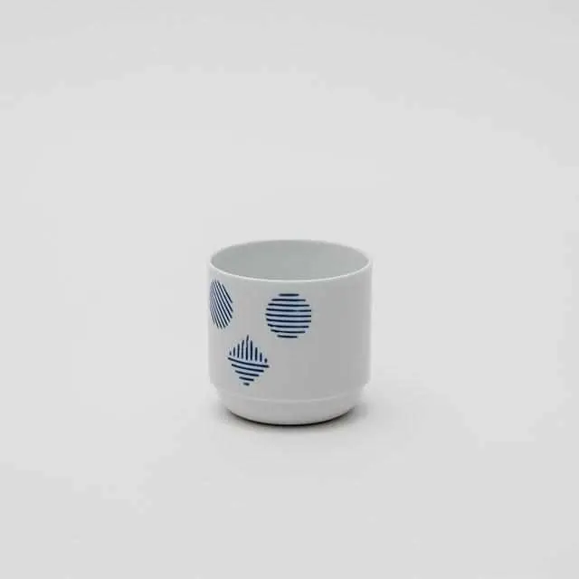 Taf Illustrated Ceramic Cup: Blue Bird Design – Arita-Yaki Porcelain Drinkware 1
