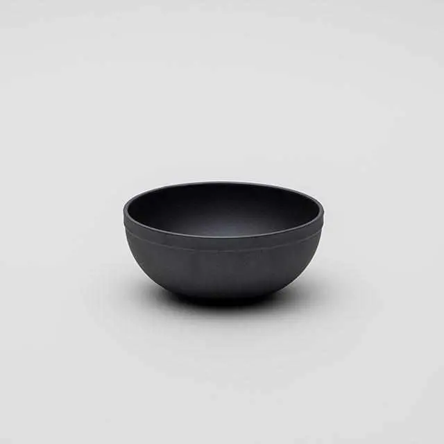 Teruhiro Yanagihara 14 Cm Black Round Bowl | Artisan Imari-Arita Stoneware 1