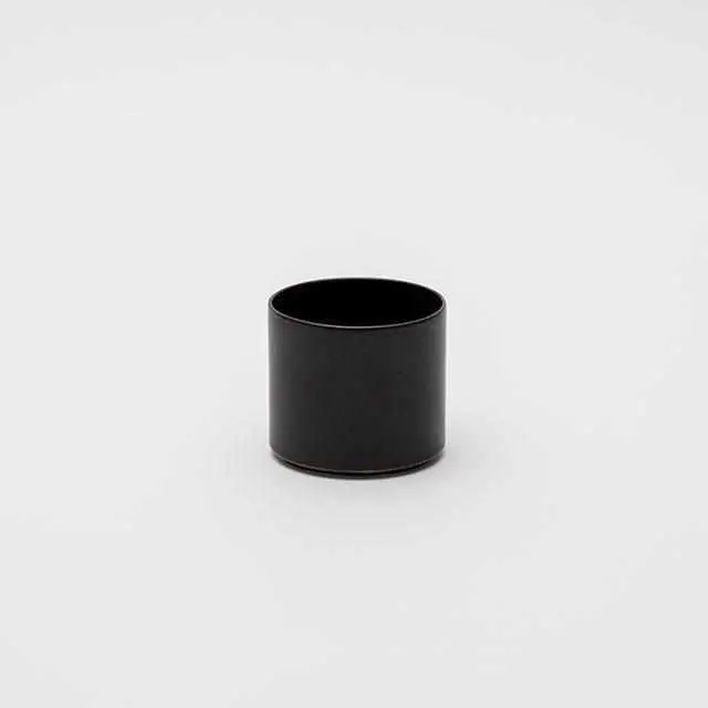 Tomás Alonso Oversized Black Ceramic Mug – Japanese Imari-Arita Stoneware 1