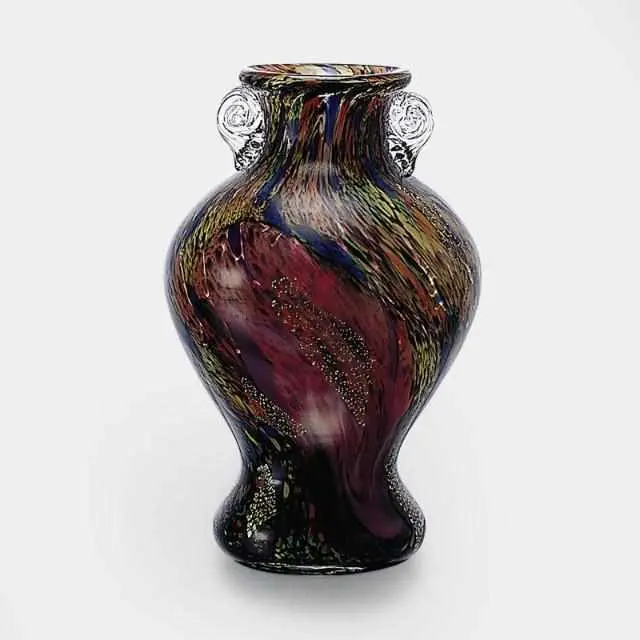 Towada Floral Vase – Elegant Tsugaru Vidro Interpretation Of Lake Towada By Aderia 1