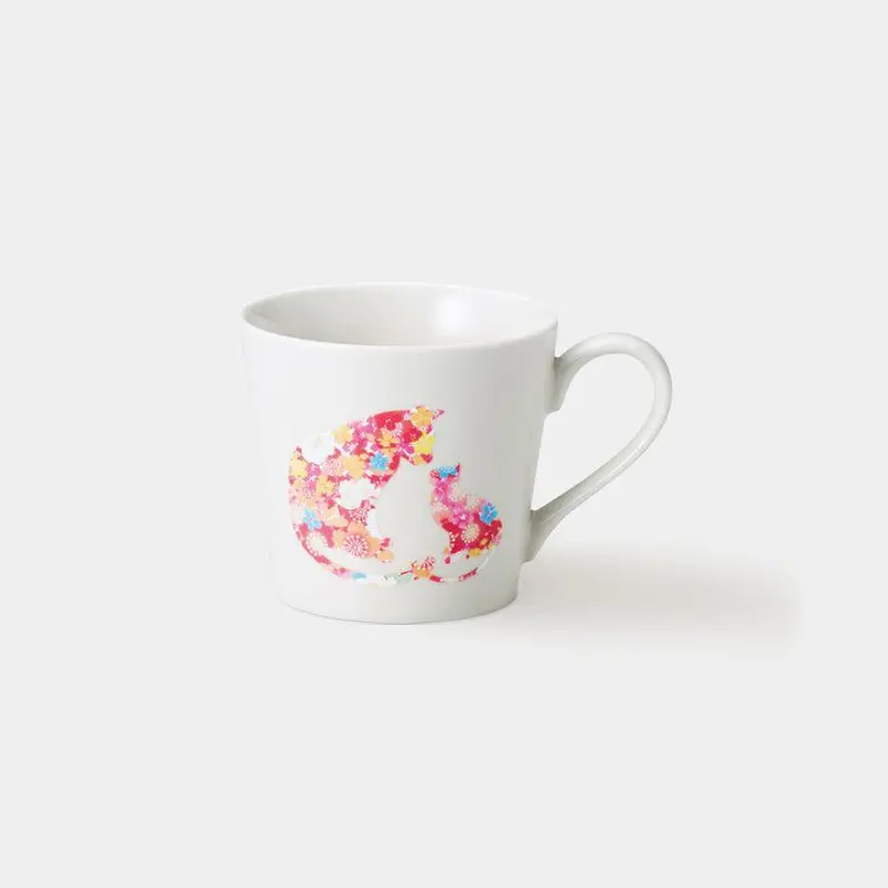 Two Cats Gazing Mug – Minimalist White Design | Mino Ware Ceramic 1