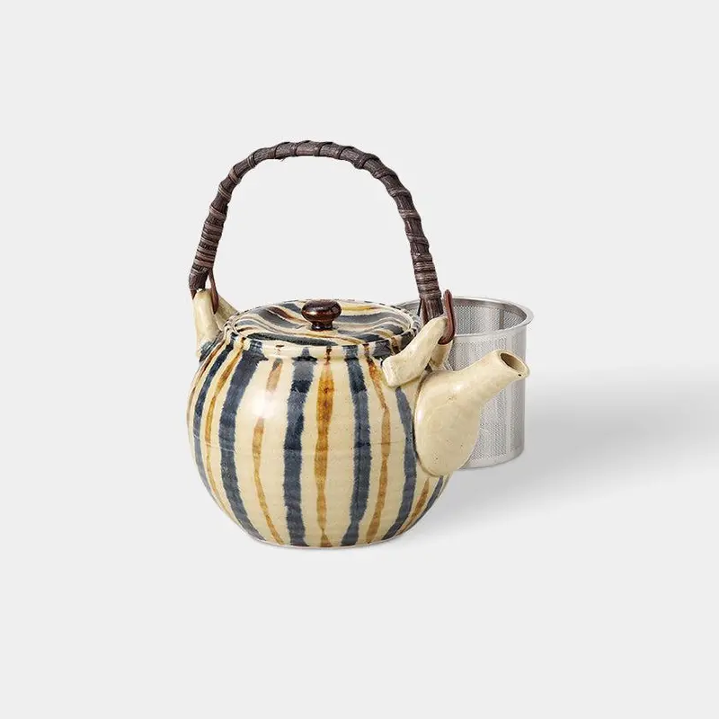 Two-Tone Tokusa Pattern Tea Pot – Blue Small Edition, Hasami Studio Craft 1