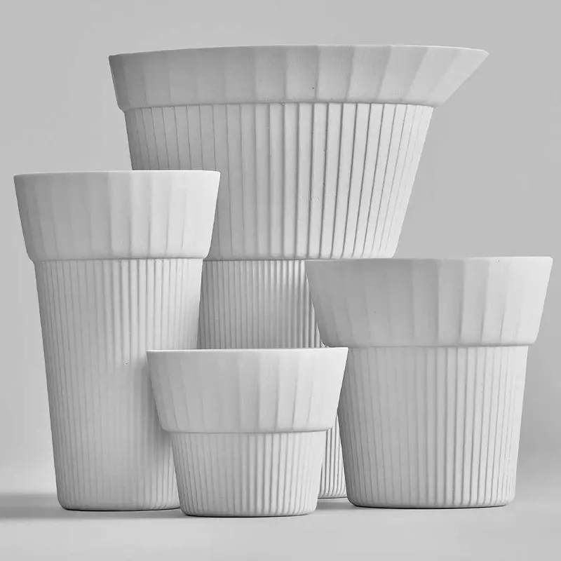 Utsuā Imari-Arita 4-Piece Mug Set – Matte White Ceramic Cups 1