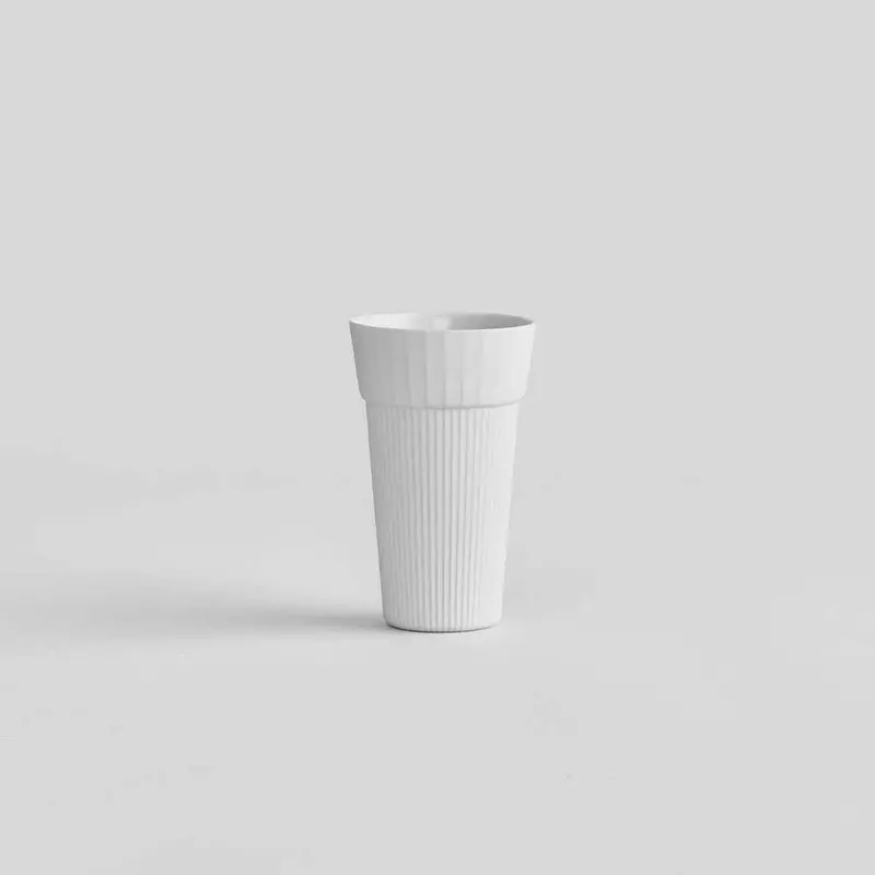 Utsuā Imari-Arita Tall Gloss White Mug – Sleek Ceramic Coffee Cup 1