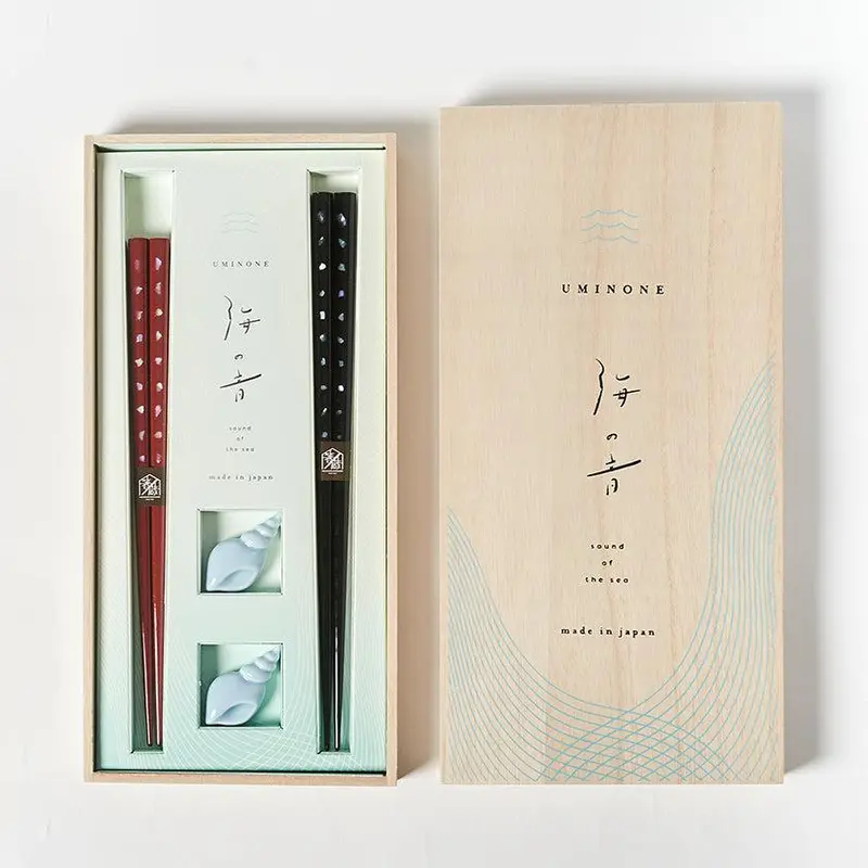 Wakasa Lacquered Chopsticks – Shell Peony Pair With Rests | Matsukan 1