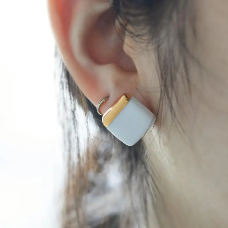 White Porcelain Square Pierced Earrings | Authentic Imari-Arita Craftsmanship | 6.Kiln 1
