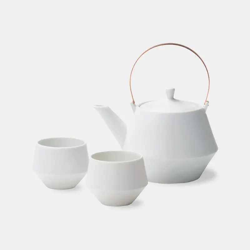 White Tea Pot And Cup Set – Elegant Mino Ware Collection By Marumo Takagi 1