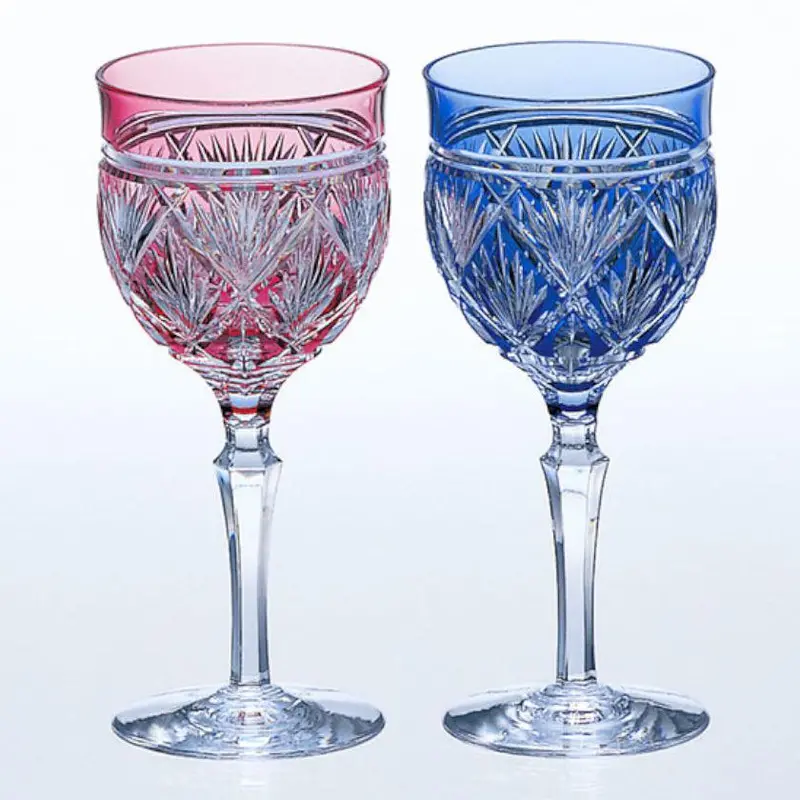 Wine Glass Pair – Minimalist Bamboo Leaves Design, Kagami Edo Kiriko 1
