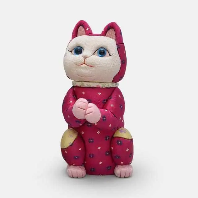 Wish To The Star Glow Maneki Neko – Luminous Lucky Cat Ornament By Edō Art Dolls 1