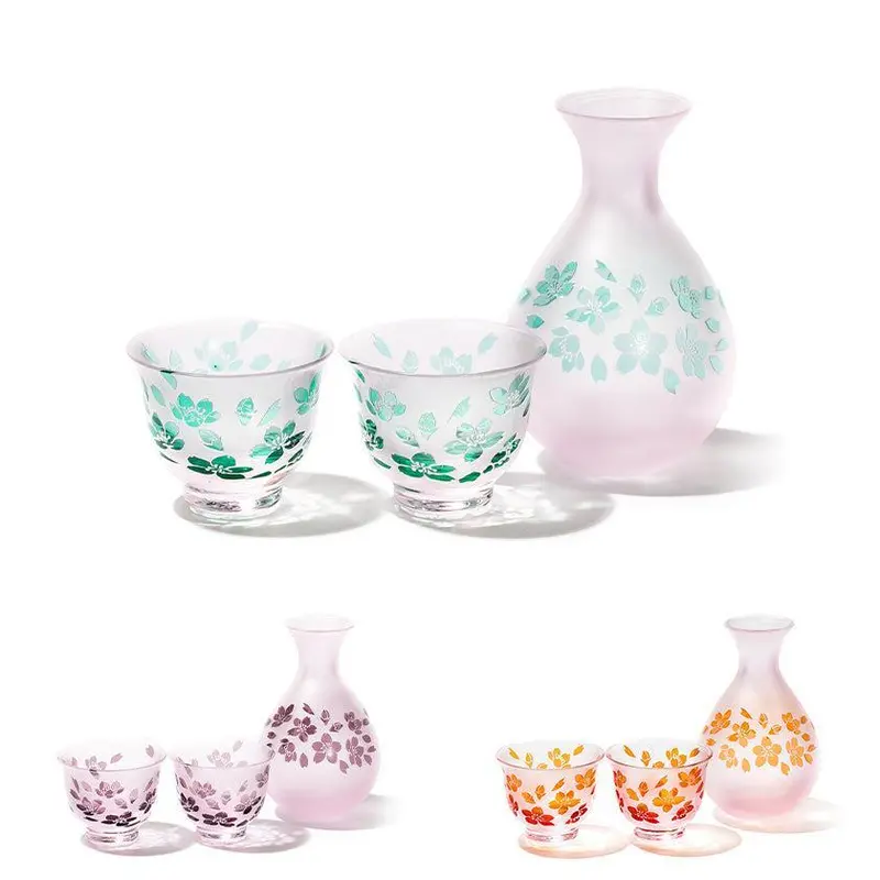 Yume Glass Sakura Sake Set – Three-Piece Carved Glass Collection | Tableau 1