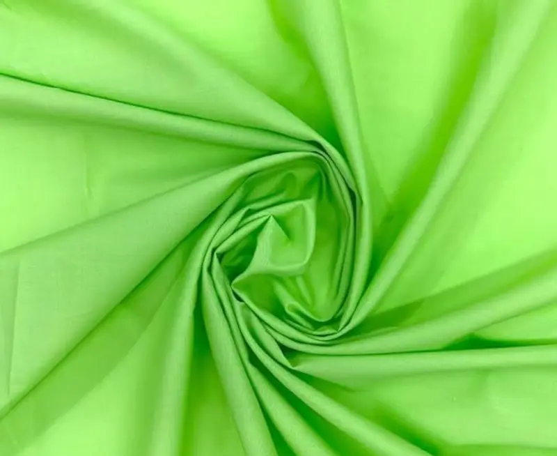 Zesty Lime Green Polyester Cotton Broadcloth Fabric For Vibrant Designs 1