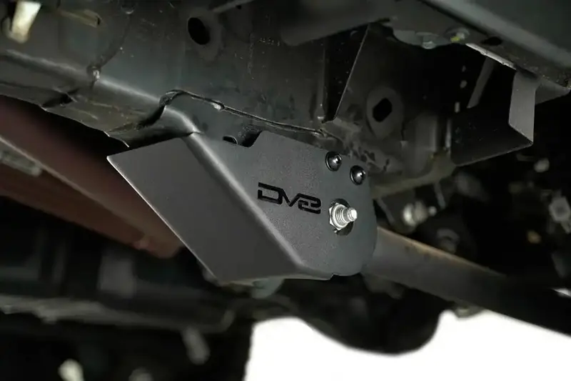 Dv8 Off-Road Spbr-06 Trailing Arm Skid Plate For Ford Bronco – Heavy-Duty Steel Protection 1