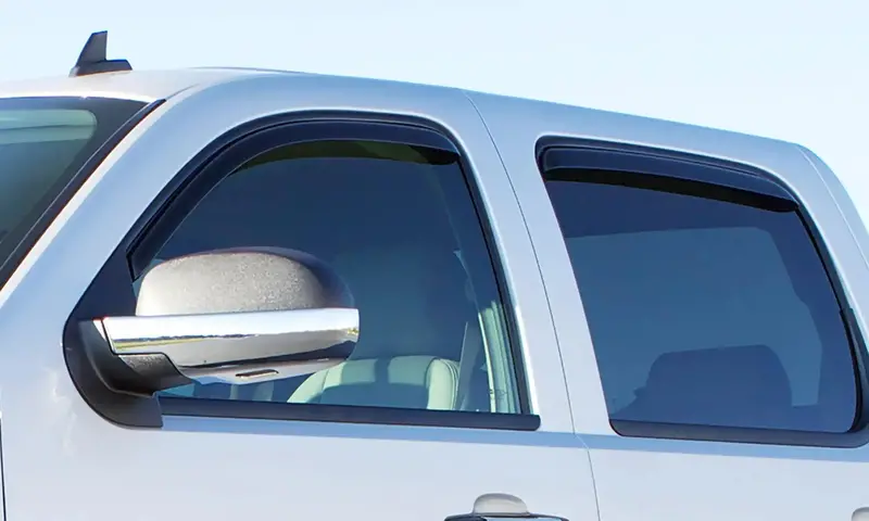 Lund Ventvisor Elite – 2-Piece In-Channel Window Deflector Set 1